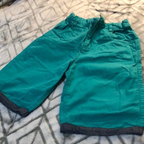 Bee bay shorts size 8 - Picture 1 of 5